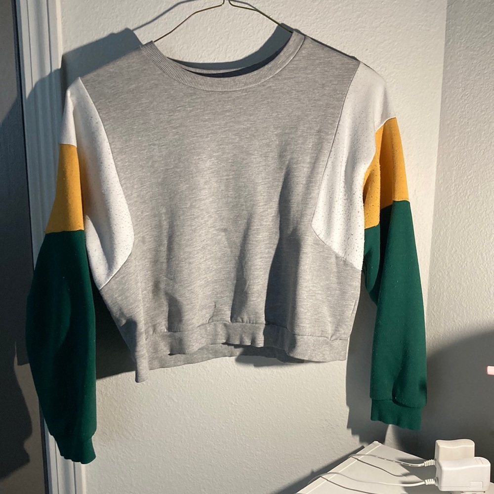 Grey fashionable sweater